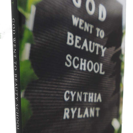 God Went to Beauty School (BCCB BLUE RIBBON NONFICTION BOOK AWARD (AWARDS))