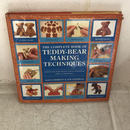 The Complete Book of Teddy-Bear Making Techniques