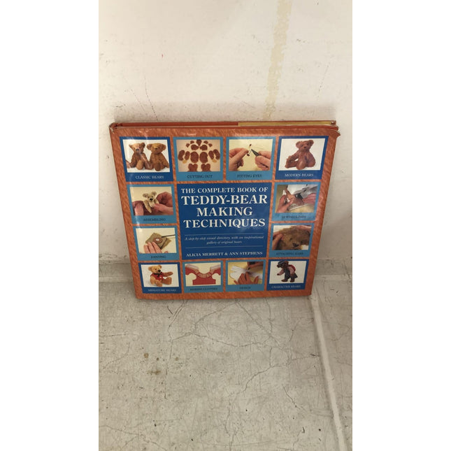 The Complete Book of Teddy-Bear Making Techniques
